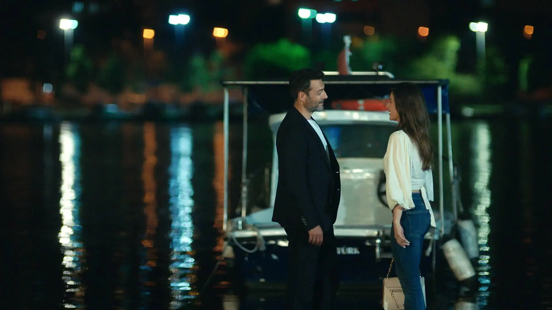 Efe y Azra La ley del amor