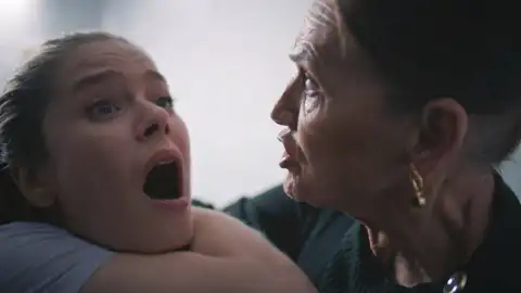 Nalan Tras el cristal