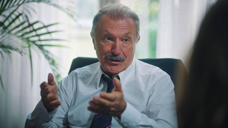 La exigencia de Rifat a Nalan después de casarse con Sedat