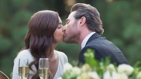 Soraya muere y los Salvatierra encuentran la felicidad junto a su hijo Betito: repasamos los mejores momentos del último capítulo Soraya muere y los Salvatierra encuentran la felicidad junto a su hijo Betito: repasamos los mejores momentos del último capítulo