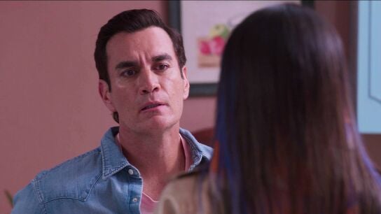 Vicente desenmascara a Olga