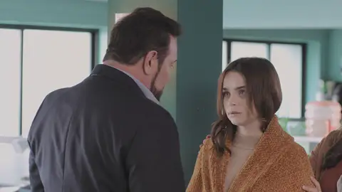 Ernesto logra que Valeria salga en libertad bajo fianza Ernesto logra que Valeria salga en libertad bajo fianza