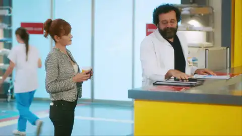 Adil, enojado con Beliz al creer que le ha ocultado su boda con Ferman Adil, enojado con Beliz al creer que le ha ocultado su boda con Ferman