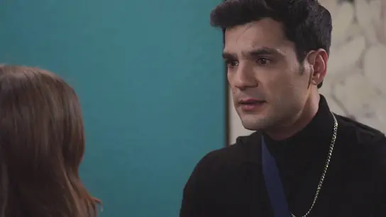 Valeria se arma de valor y rompe su relación con Iker Valeria se arma de valor y rompe su relación con Iker
