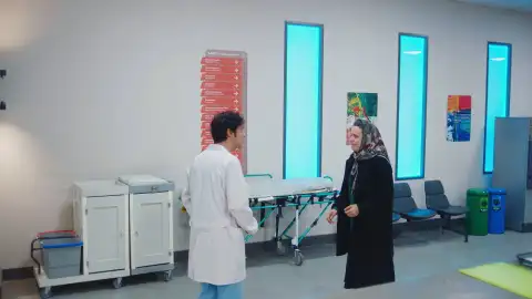 El reencuentro de Alí con su madre El reencuentro de Alí con su madre