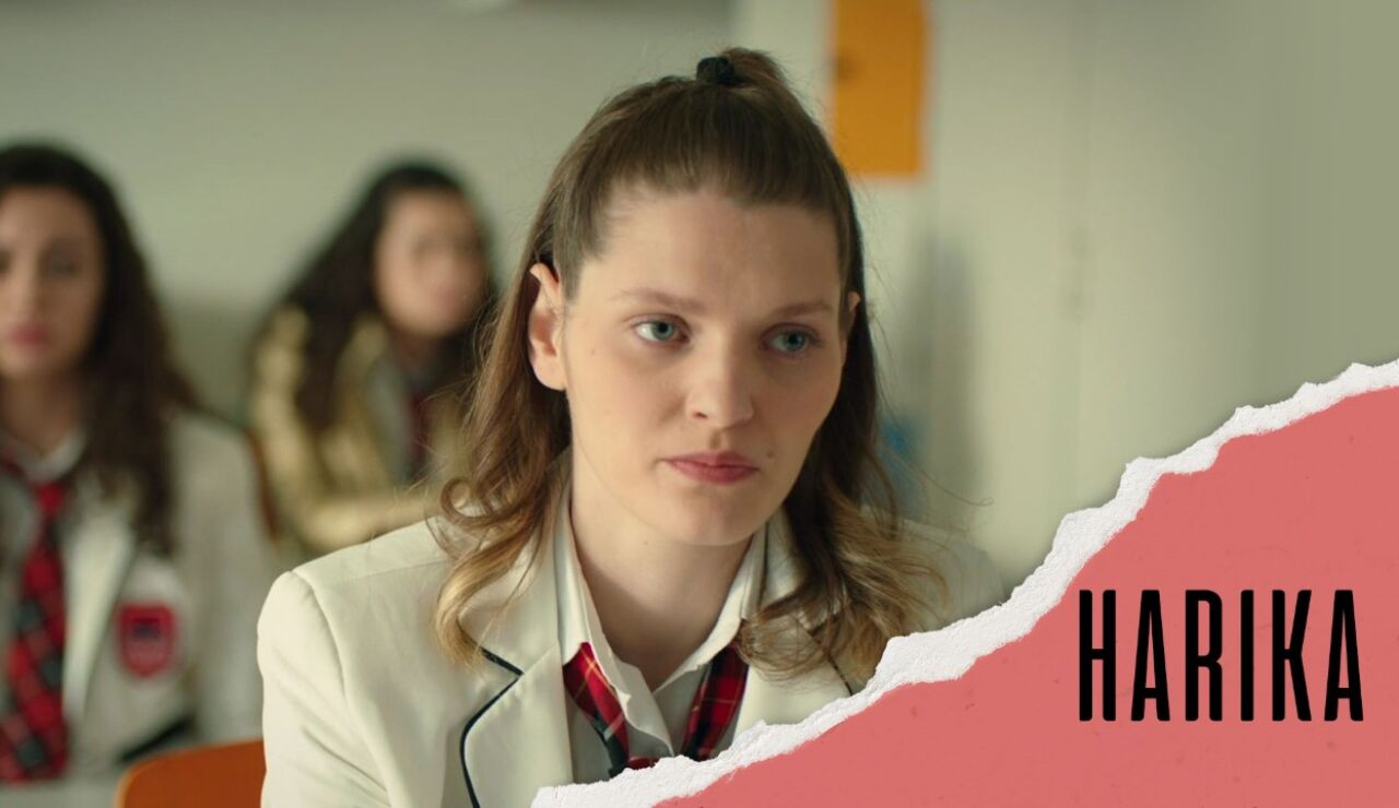 G&ouml;zde T&uuml;rker es Harika