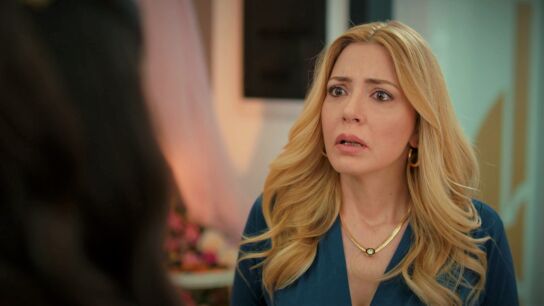 Suzan le revela la verdad a Nebahat: "Estoy embarazada de Akif"