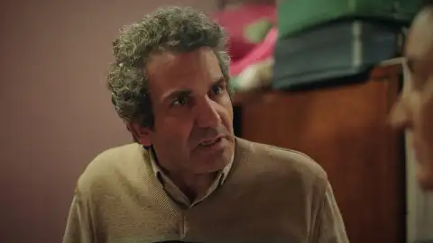 Orhan pierde la paciencia con su mujer Şengül: "Estoy harto de ti" Orhan pierde la paciencia con su mujer Şengül: "Estoy harto de ti"