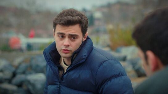 Ömer, destrozado tras echarle Asiye de casa
