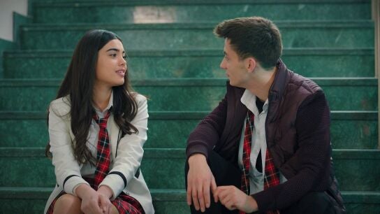 Sarp le revela a Süsen cuáles son sus sentimientos hacia ella 