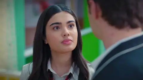 Süsen rompe su silencio: admite que no es novia de Sarp y sus sentimientos por Ömer se reavivan Süsen rompe su silencio: admite que no es novia de Sarp y sus sentimientos por Ömer se reavivan