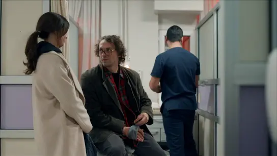 La relación de amistad entre Karsu y Atilla se estrecha La relación de amistad entre Karsu y Atilla se estrecha
