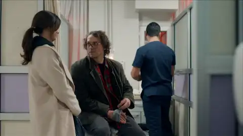 La relación de amistad entre Karsu y Atilla se estrecha La relación de amistad entre Karsu y Atilla se estrecha