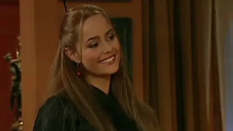 Pasión de gavilanes - Óscar, Juan y Franco entran en shock al conocer a Ruth: es clavada a su hermana  Pasión de gavilanes - Óscar, Juan y Franco entran en shock al conocer a Ruth: es clavada a su hermana