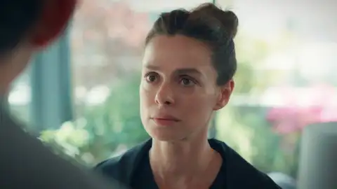 Karsu planta cara a Reha, pero él se niega a devolverle a sus hijos Karsu planta cara a Reha, pero él se niega a devolverle a sus hijos