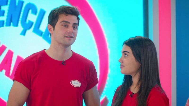 Las parejas del Ataman participan en un concurso de televisión y tienen un precioso gesto con Ömer