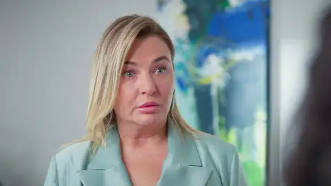 Şevval, enfadada con Aybike al creer que reveló su secreto a Yasmin Şevval, enfadada con Aybike al creer que reveló su secreto a Yasmin