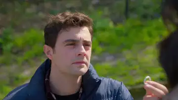 Ömer sorprende a Süsen con una pedida de mano improvisada ¡Viva los novios! Ömer sorprende a Süsen con una pedida de mano improvisada ¡Viva los novios!