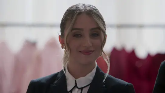 Velvet el nuevo imperio - Valeria Márquez es la nueva vendedora Velvet el nuevo imperio - Valeria Márquez es la nueva vendedora