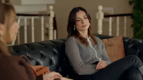 Amor sin límite - Karsu y su madre reflexionan sobre las relaciones: al menos se tienen la una a la otra Amor sin límite - Karsu y su madre reflexionan sobre las relaciones: al menos se tienen la una a la otra