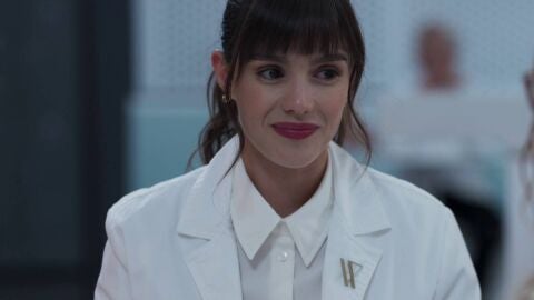 velvet el nuevo imperio - Ana tiene una prueba de trabajo en otra boutique