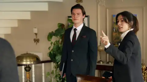 Karsu y Bora dan rienda suelta a su imaginación y fantasean sobre cómo serían sus vidas si sus prioridades fueran distintas Karsu y Bora dan rienda suelta a su imaginación y fantasean sobre cómo serían sus vidas si sus prioridades fueran distintas