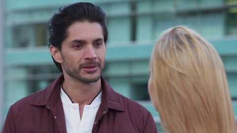 Gael no puede alejarse de Leona Bravo: en ella ve a Marena Ramos, su gran amor 