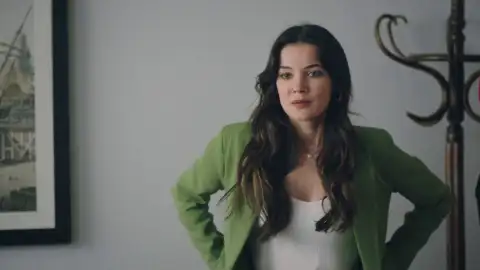 Secretos de familia - Yekta hace que detengan a Ceylin como si estuviera loca Secretos de familia - Yekta hace que detengan a Ceylin como si estuviera loca