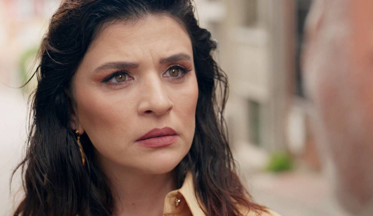 A Nur le llegan rumores de que Leyla sigue viva y Ela descubre el secreto sobre el origen de Civan 