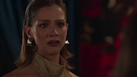 Velvet el nuevo imperio - Cristina enloquece pensando que Ana es la novia de Alberto Velvet el nuevo imperio - Cristina enloquece pensando que Ana es la novia de Alberto