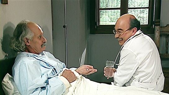 Mart&iacute;n finge tomarse las pastillas para evitar que Bustillo acabe con su vida