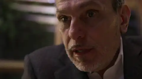 Ramsés le inflige un castigo a Calixto Ramsés le inflige un castigo a Calixto