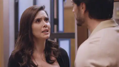 Gael le habla a Columba de sus sentimientos hacia Leona Gael le habla a Columba de sus sentimientos hacia Leona