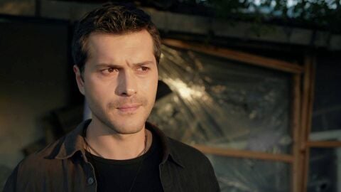 Civan se lleva una decepción al no encontrar a Leyla en la dirección que le dio Güzide