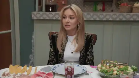 Gael está enamorado de Leona y ella va a aprovechar esa baza para que caiga a sus pies Gael está enamorado de Leona y ella va a aprovechar esa baza para que caiga a sus pies