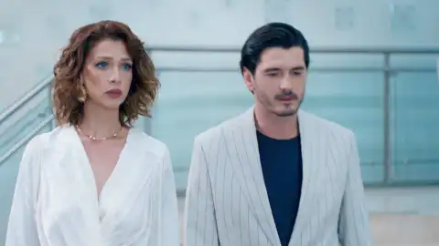 Velvet el nuevo imperio - Cristina sigue pensando que Isabel miente Velvet el nuevo imperio - Cristina sigue pensando que Isabel miente