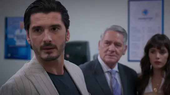 Velvet el nuevo imperio - Alberto reacciona y reconoce a Isabel como su madre Velvet el nuevo imperio - Alberto reacciona y reconoce a Isabel como su madre