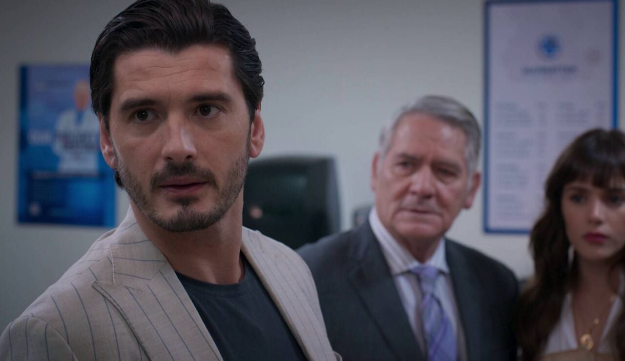 Velvet el nuevo imperio - Alberto reacciona y reconoce a Isabel como su madre