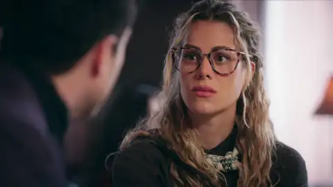 Velvet el nuevo imperio - Carlos habla con Marga sobre Ana después de que rompa con él Velvet el nuevo imperio - Carlos habla con Marga sobre Ana después de que rompa con él