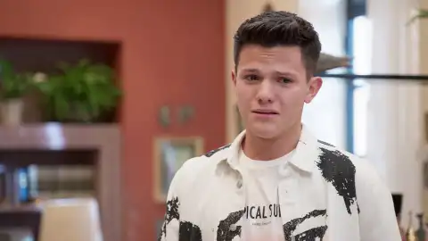 Benjamín se siente dolido con su familia por sus mentiras Benjamín se siente dolido con su familia por sus mentiras