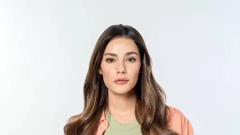 Elsa Quiroga, la joven que desafía a su familia por amor Elsa Quiroga, la joven que desafía a su familia por amor