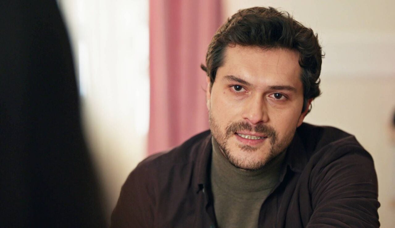 Civan estalla contra Nur tras descubrir que manipula a la peque&ntilde;a Ipek