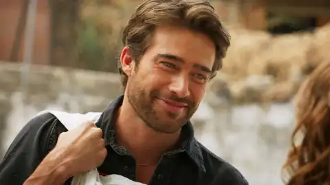 Me atrevo a amarte - Alejandro se ofrece a llevar a Victoria a su hacienda Me atrevo a amarte - Alejandro se ofrece a llevar a Victoria a su hacienda