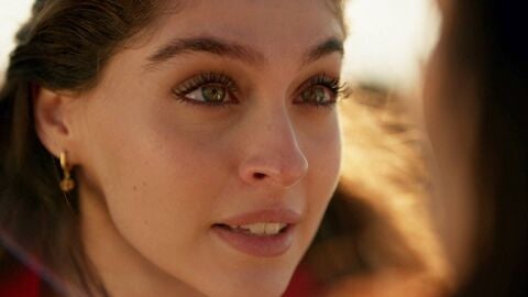 Ela revela su verdadera identidad a Nur y le jura que pagar&aacute; por todo el da&ntilde;o que le hizo