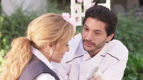 Gael vuelve a pedirle matrimonio a Leona y desea que esta vez ella se case con él por amor Gael vuelve a pedirle matrimonio a Leona y desea que esta vez ella se case con él por amor