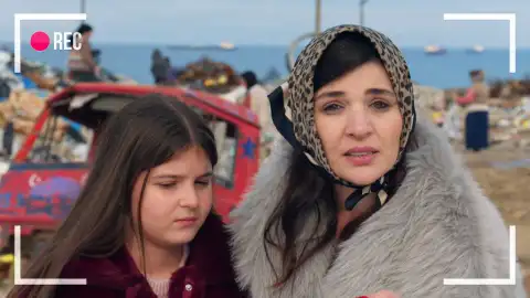 Nur resurge como el ave fénix: todos le dan la espalda, pero ella se guarda un as bajo la manga que cambiará su destino Nur resurge como el ave fénix: todos le dan la espalda, pero ella se guarda un as bajo la manga que cambiará su destino