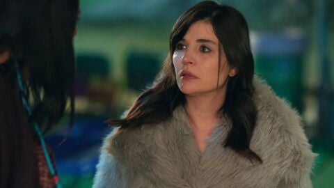 Nur busca refugio en el vertedero