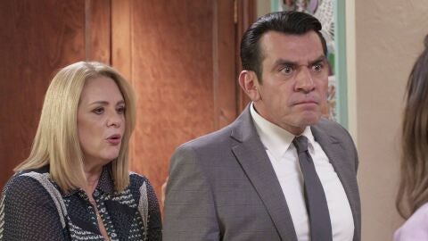 Armando se opone al noviazgo de su hija Elsa con Andrés