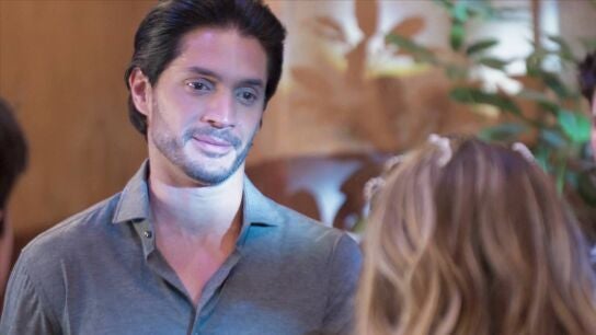 Gael se presenta en la fiesta de cumpleaños de Ana Julia sin ser invitado