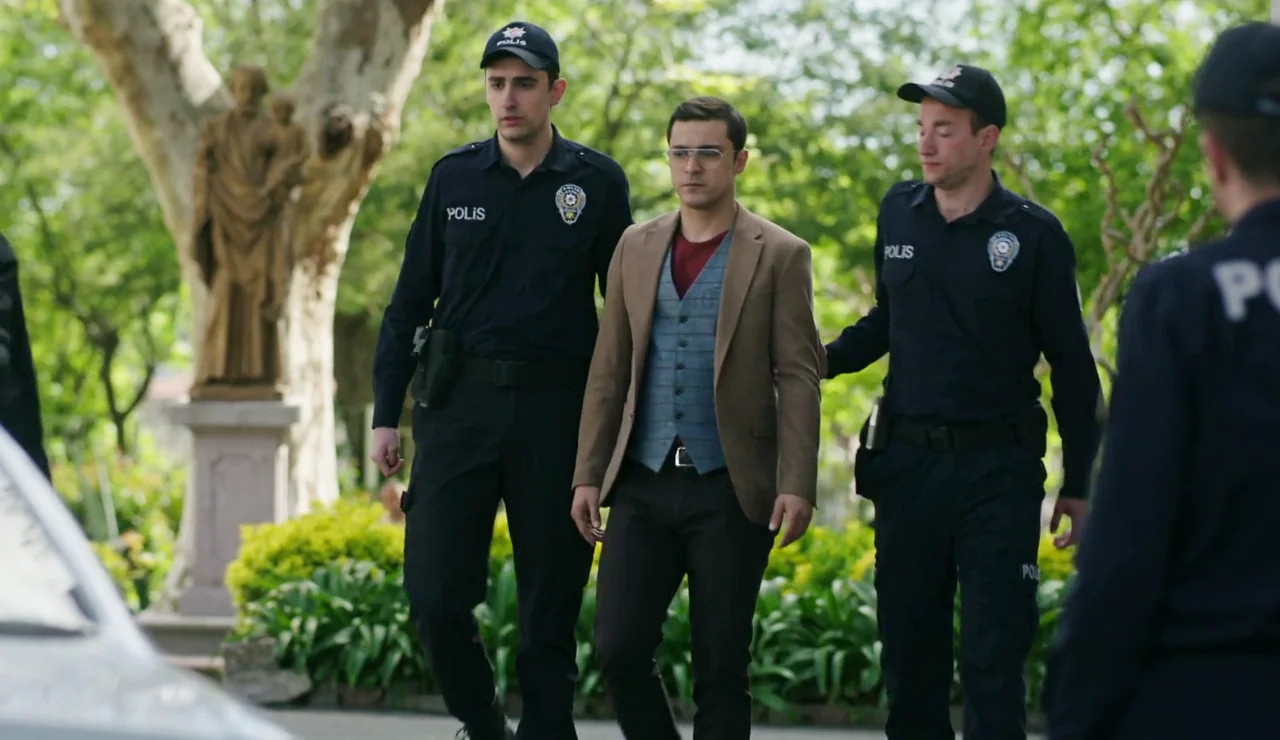 ¡Turgut Ali y Ömer son detenidos!